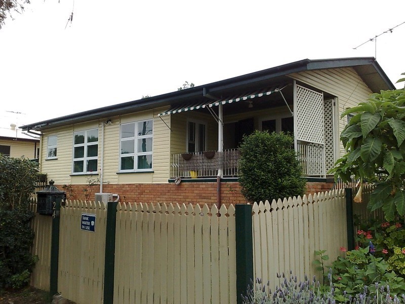 24 Blaxland Street, Eastern Heights QLD 4305