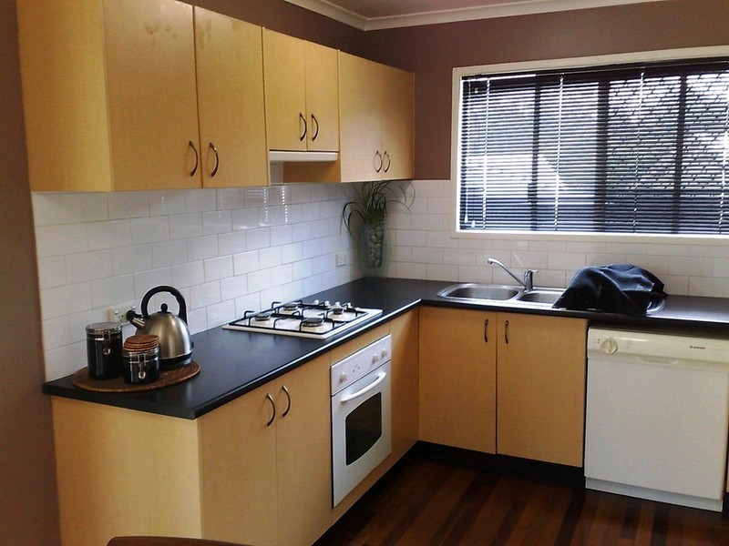 33 Melrose Drive, Flinders View QLD 4305