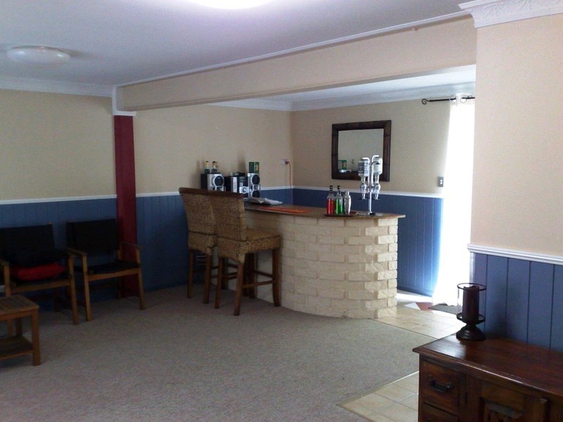33 Melrose Drive, Flinders View QLD 4305
