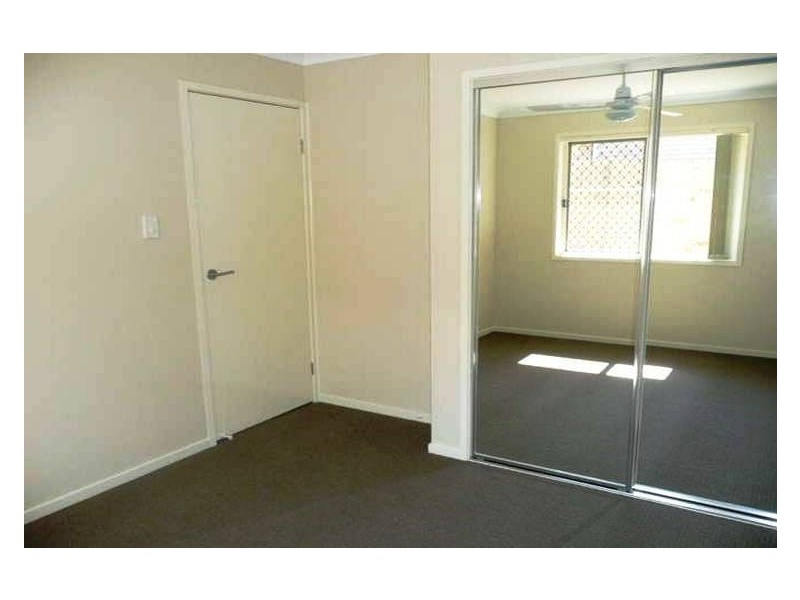 1 Jonathon Court, Flinders View QLD 4305