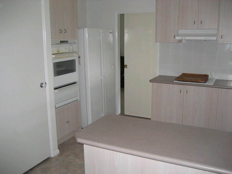 23 Jonquil Circuit, Flinders View QLD 4305