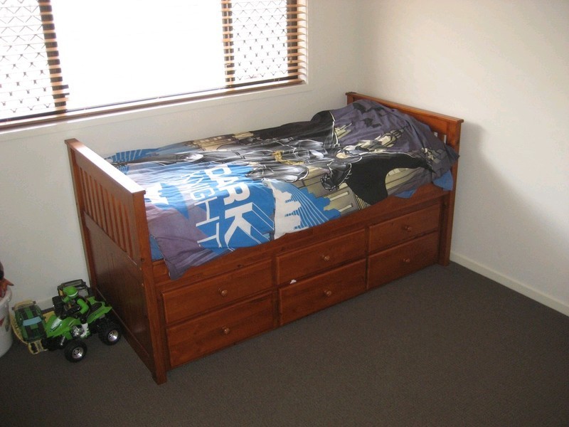 36 Piccadilly Court, Deebing Heights QLD 4306