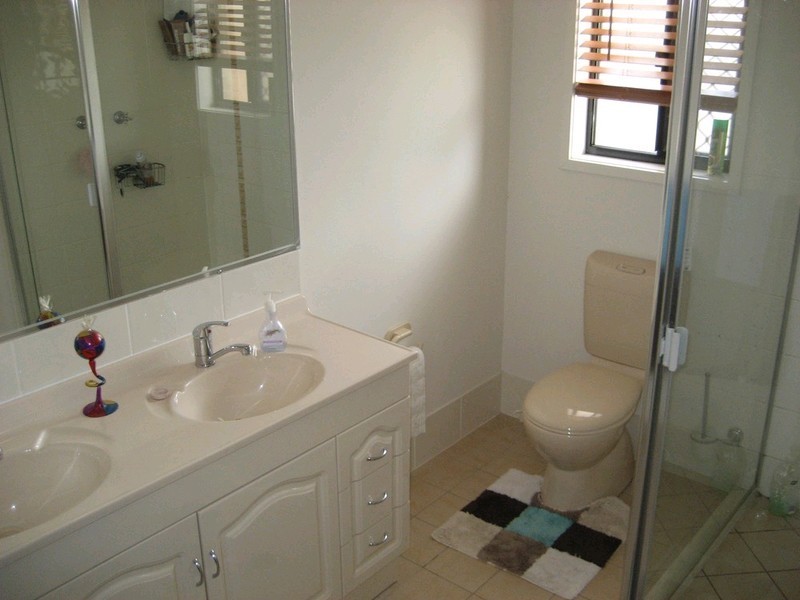 36 Piccadilly Court, Deebing Heights QLD 4306