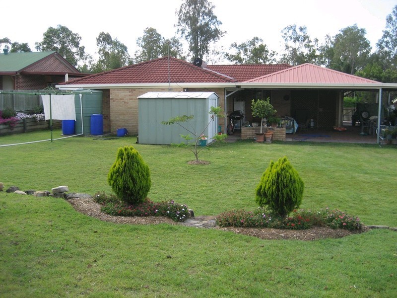 136 Equestrian Drive, Yamanto QLD 4305