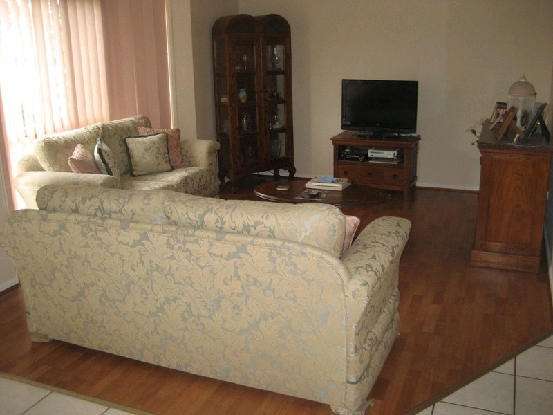 136 Equestrian Drive, Yamanto QLD 4305