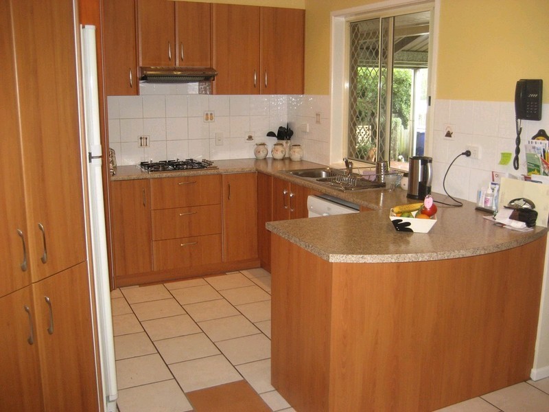 136 Equestrian Drive, Yamanto QLD 4305