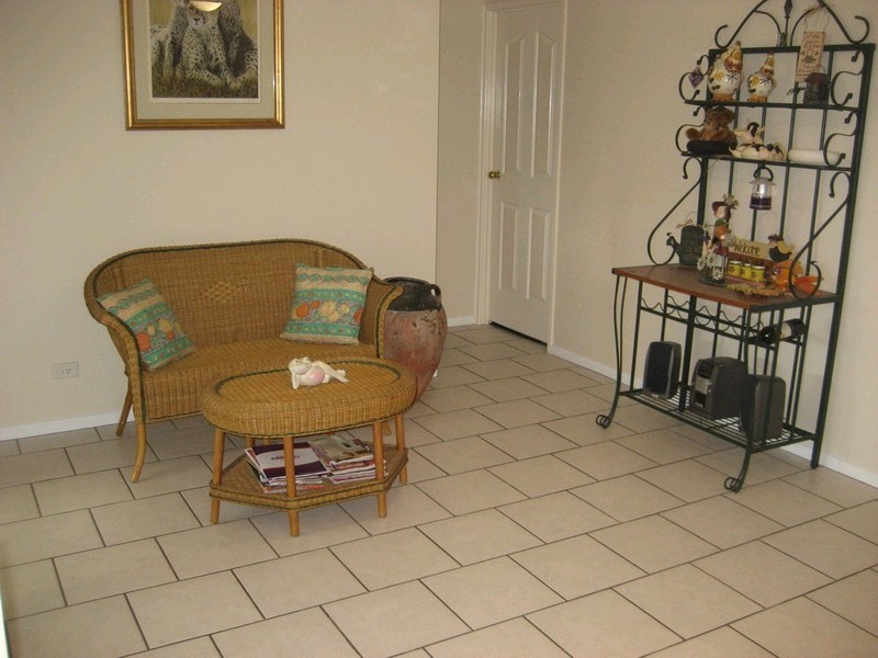 136 Equestrian Drive, Yamanto QLD 4305