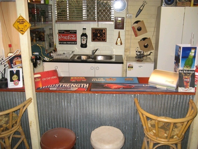 17 Gwendoline Street, Raceview QLD 4305