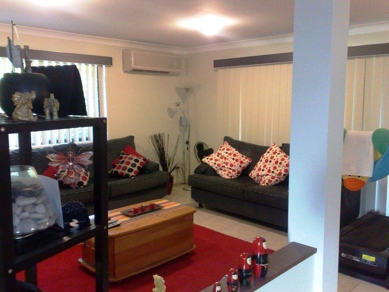 5 Short Street, Walloon QLD 4306