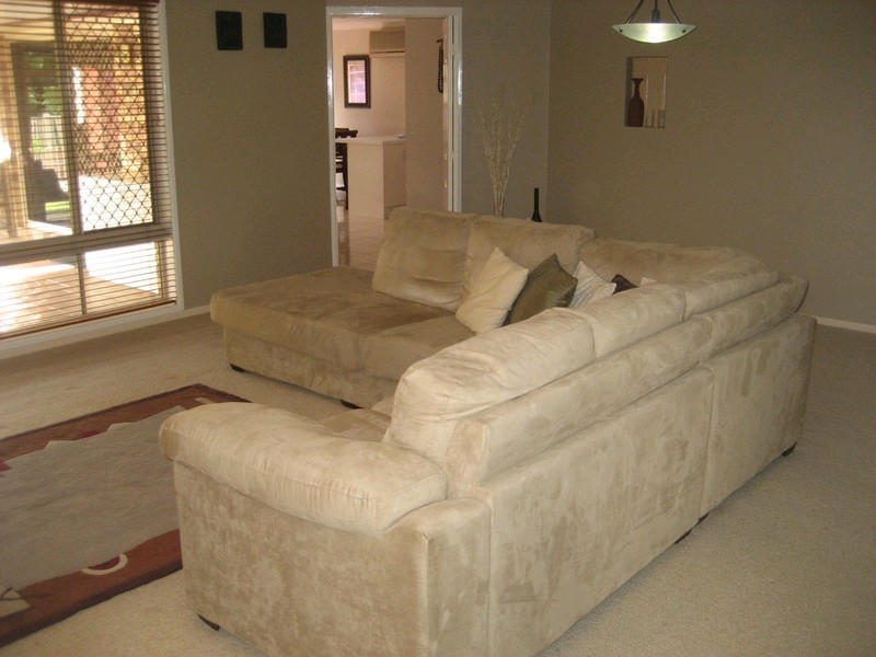 14 Connemara Court, Yamanto QLD 4305