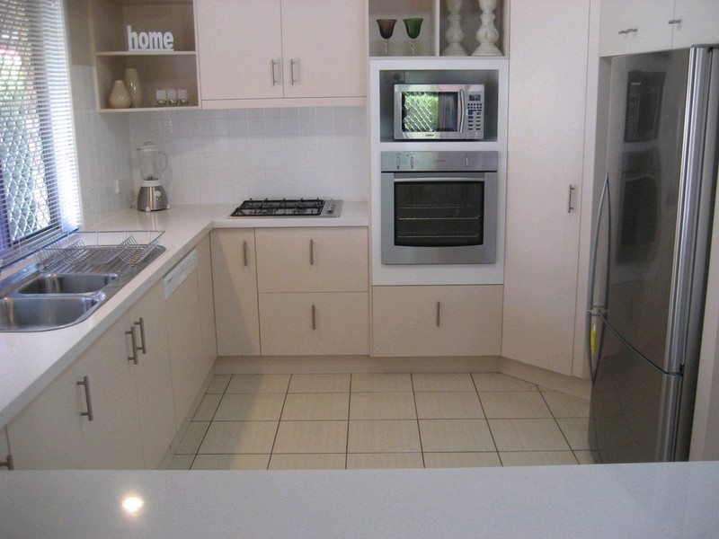 14 Connemara Court, Yamanto QLD 4305