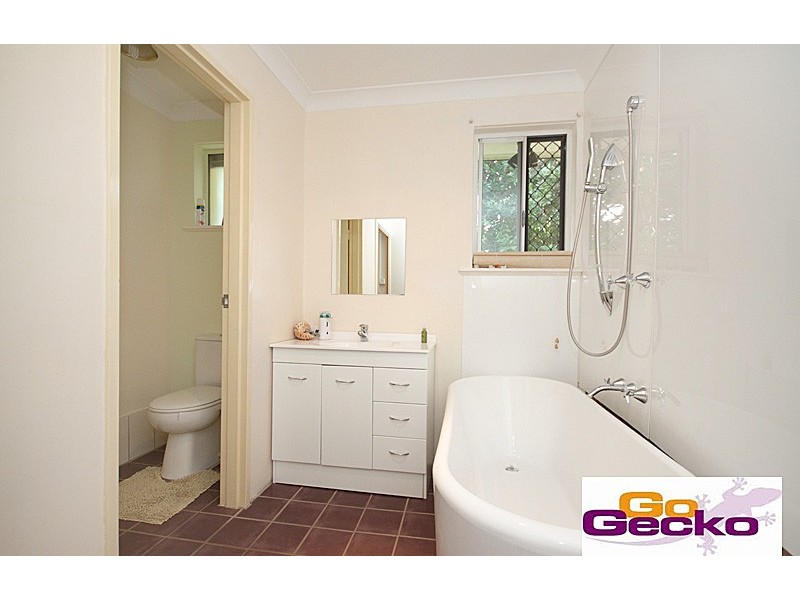 4 Adina Street, Raceview QLD 4305