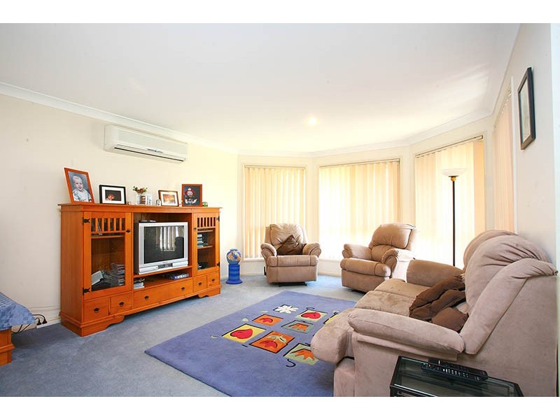 153 Edwards Street, Flinders View QLD 4305