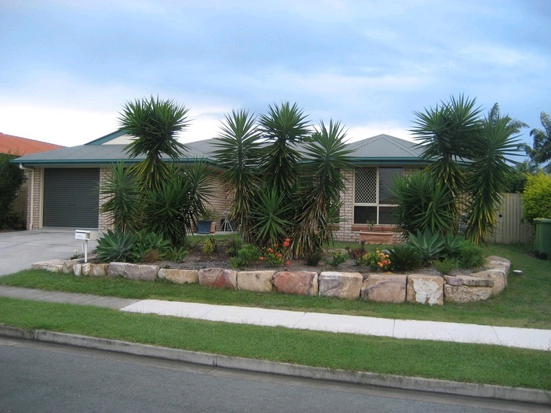 153 Edwards Street, Flinders View QLD 4305