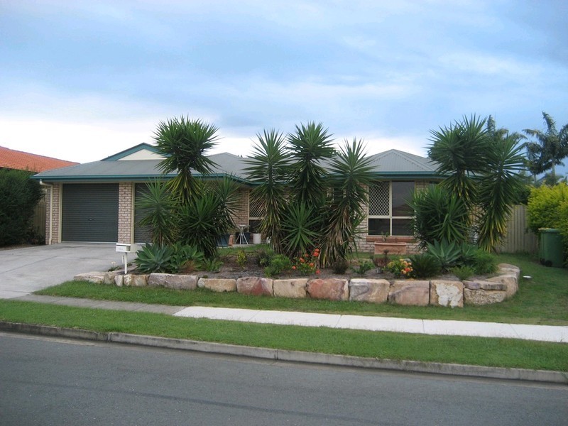153 Edwards Street, Flinders View QLD 4305