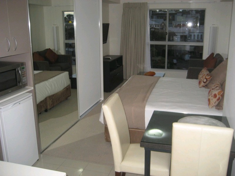 408a&b/ Ellenborough Street, Ipswich QLD 4305