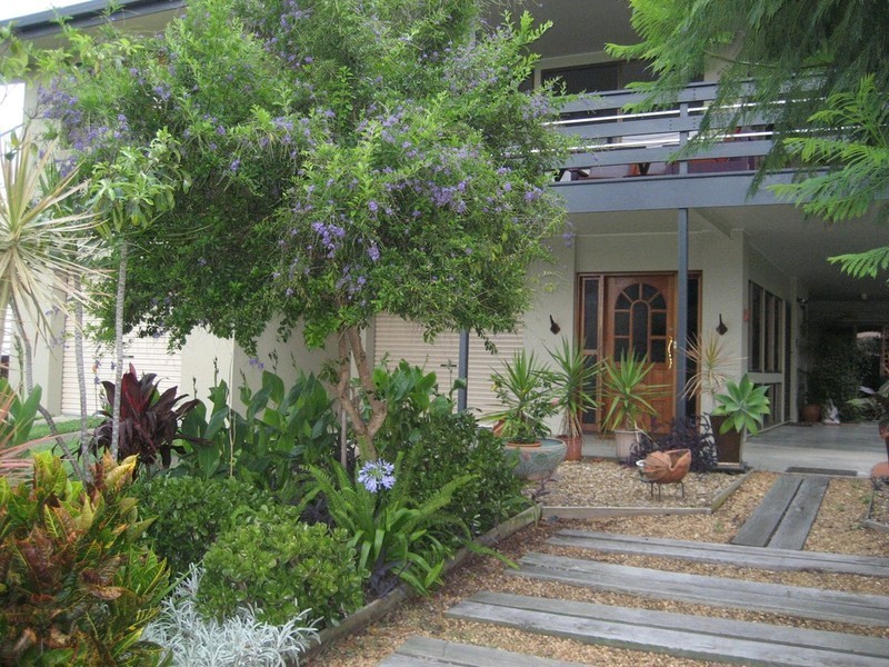 85 Whitehill Road, Eastern Heights QLD 4305