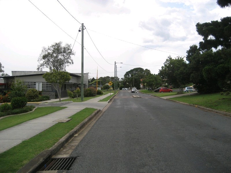 6 Denman Street, Leichhardt QLD 4305