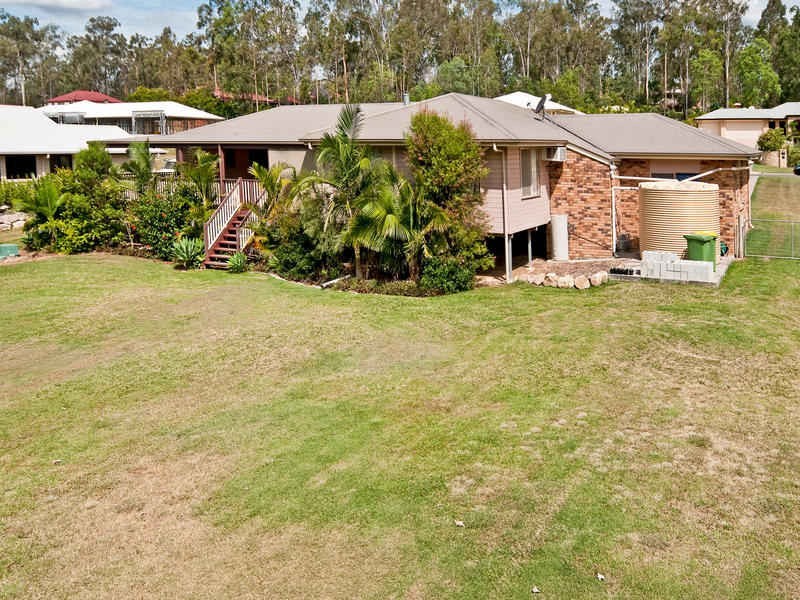 32 Leesmore Court, Deebing Heights QLD 4306