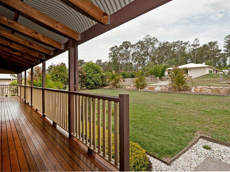 32 Leesmore Court, Deebing Heights QLD 4306