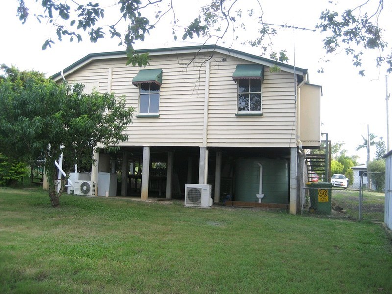 13 Berry Street, Churchill QLD 4305