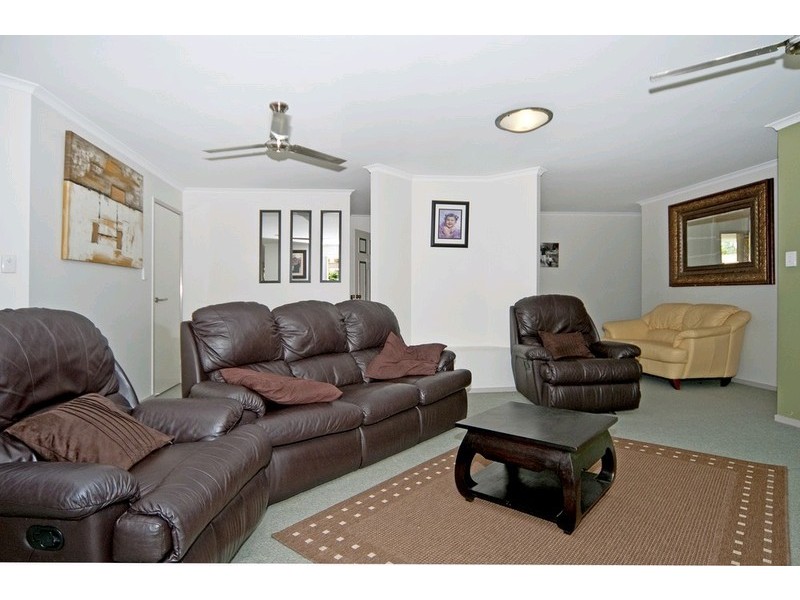 17 Tallowood Street, Yamanto QLD 4305