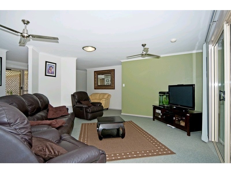 17 Tallowood Street, Yamanto QLD 4305