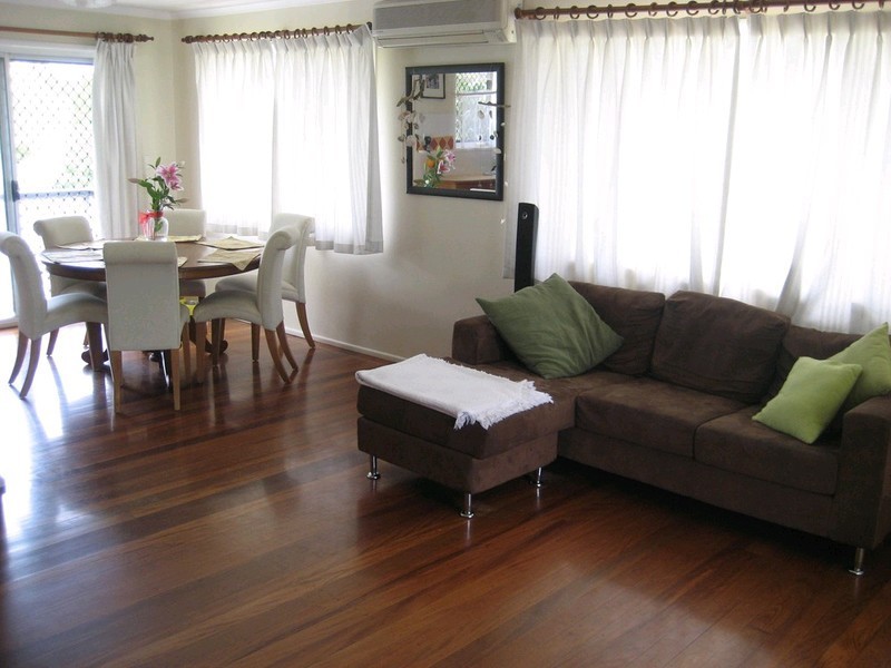 1 Murrumba Court, Flinders View QLD 4305