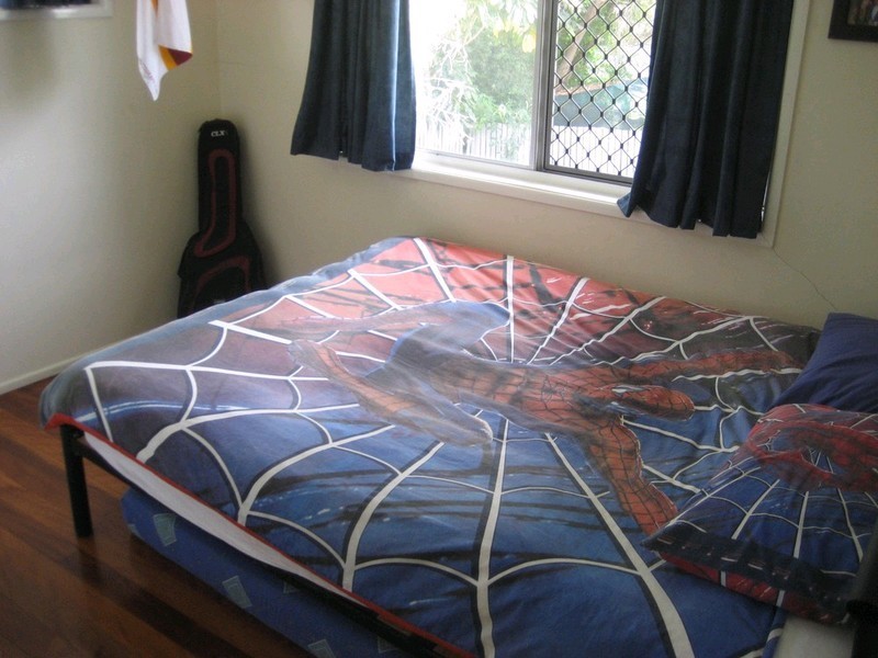 1 Murrumba Court, Flinders View QLD 4305