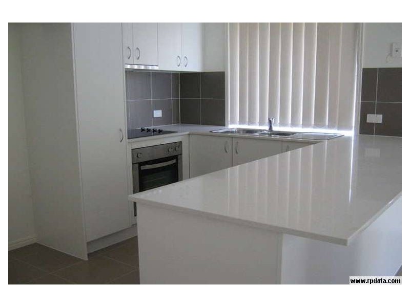 19 Pencarrow Crescent, Raceview QLD 4305