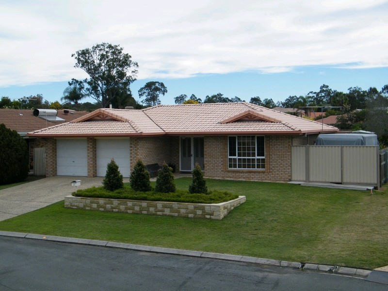 4 Le Prix Court, Yamanto QLD 4305