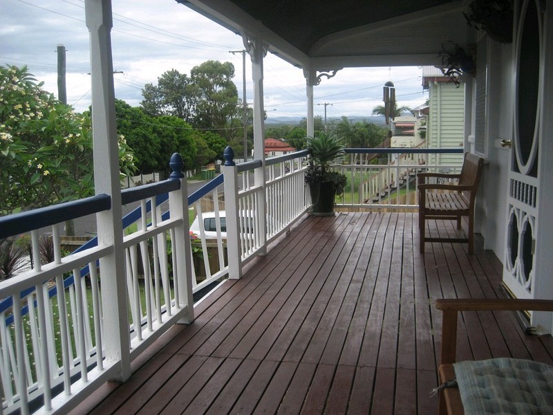 25 Alexandra Street, Booval QLD 4304