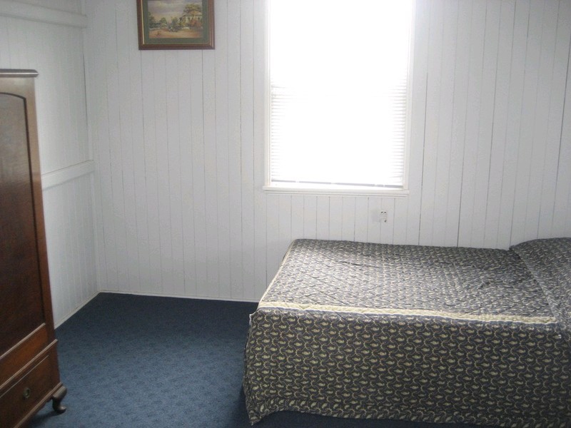 25 Alexandra Street, Booval QLD 4304