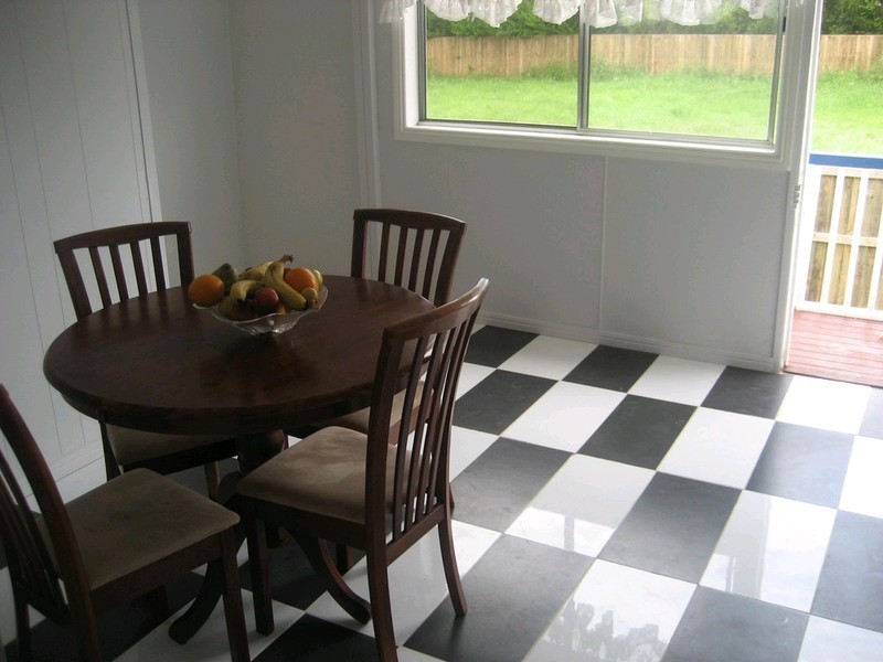 25 Alexandra Street, Booval QLD 4304