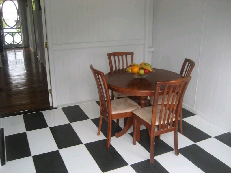 25 Alexandra Street, Booval QLD 4304