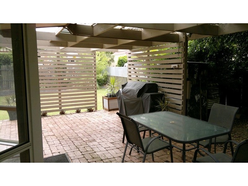 80 Jonquil Circuit, Flinders View QLD 4305