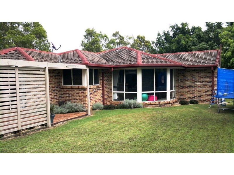 80 Jonquil Circuit, Flinders View QLD 4305