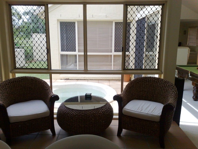 12 Elmhurst Crescent, Flinders View QLD 4305