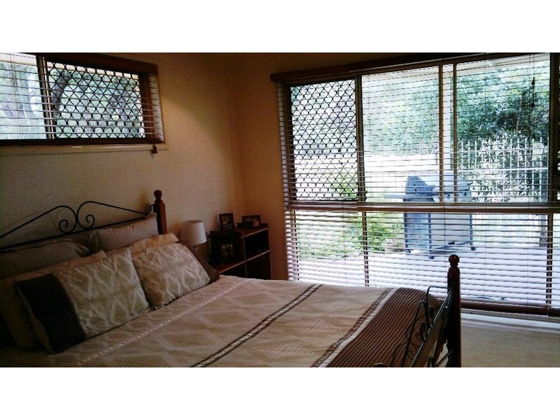 12 Elmhurst Crescent, Flinders View QLD 4305