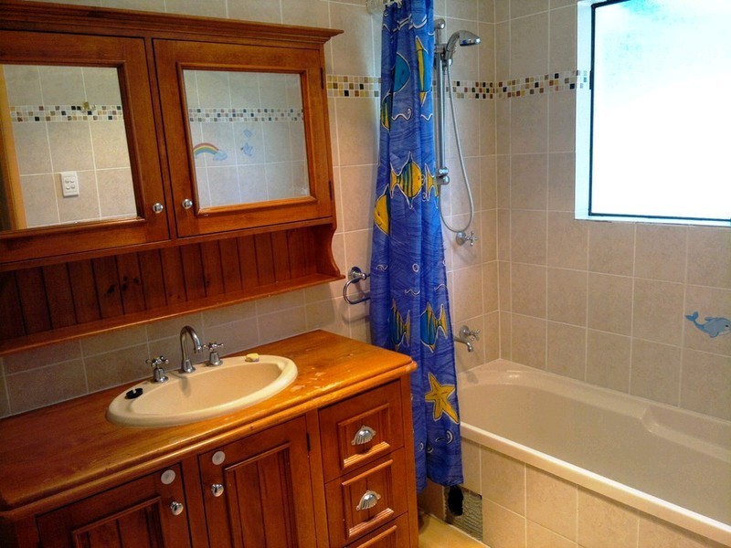 9 Prunda Parade, Raceview QLD 4305