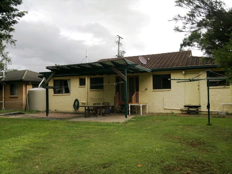 9 Prunda Parade, Raceview QLD 4305