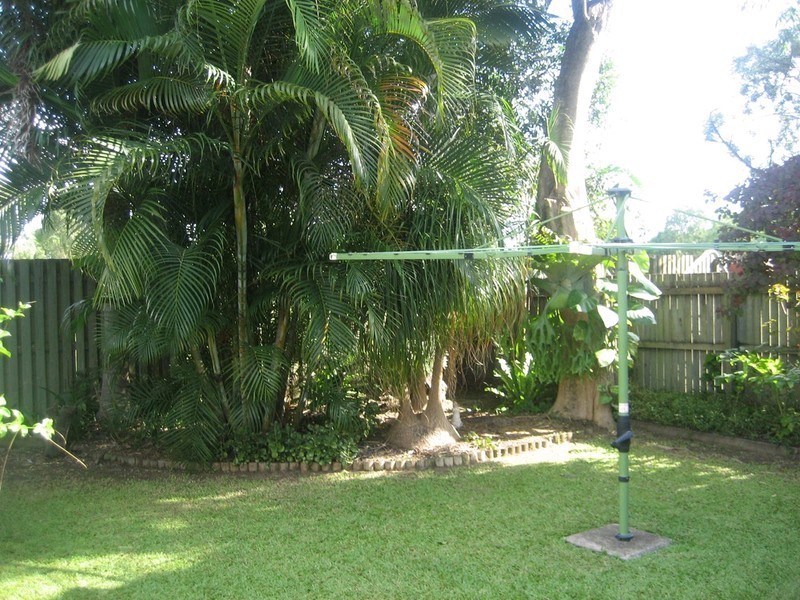 23 Crosshill Street, Leichhardt QLD 4305