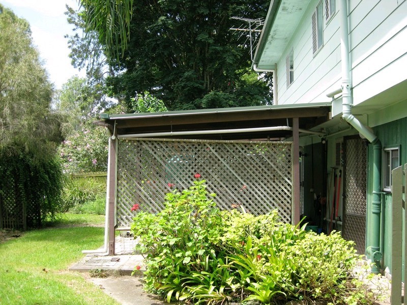 15 Prunda Parade, Raceview QLD 4305
