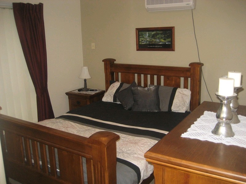 9 Hillcrest Place, Flinders View QLD 4305