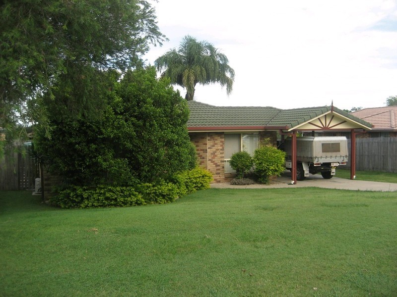 9 Hillcrest Place, Flinders View QLD 4305