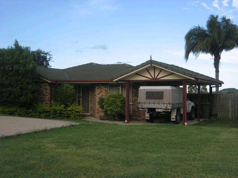 9 Hillcrest Place, Flinders View QLD 4305