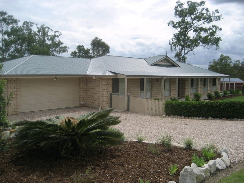 36 Loder Road, Thagoona QLD 4306