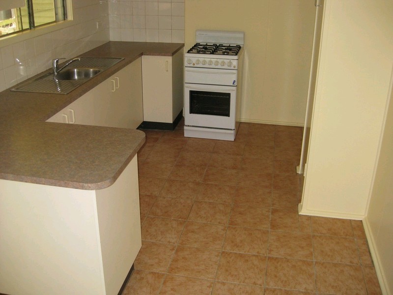 15 Wills Street, Leichhardt QLD 4305