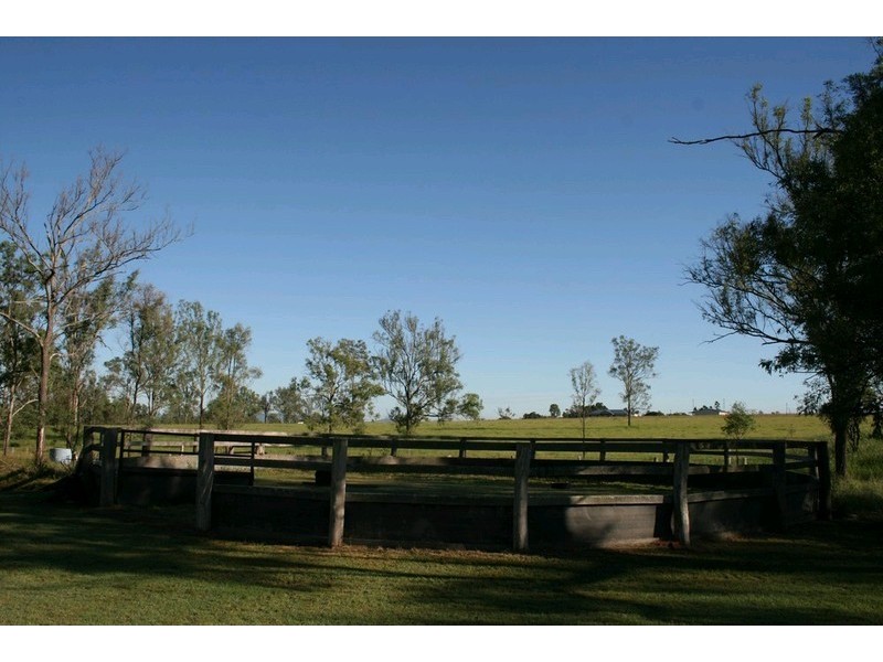 609 Middle Road, Purga QLD 4306