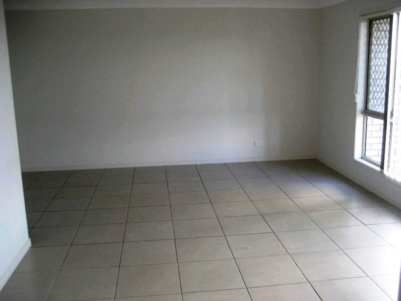 9 Jared Court, Yamanto QLD 4305